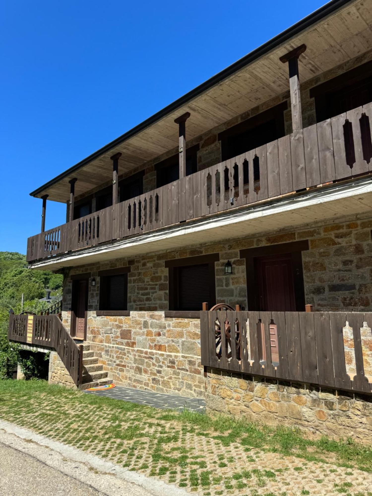 Apartamentos Sanabria Galende Exterior photo